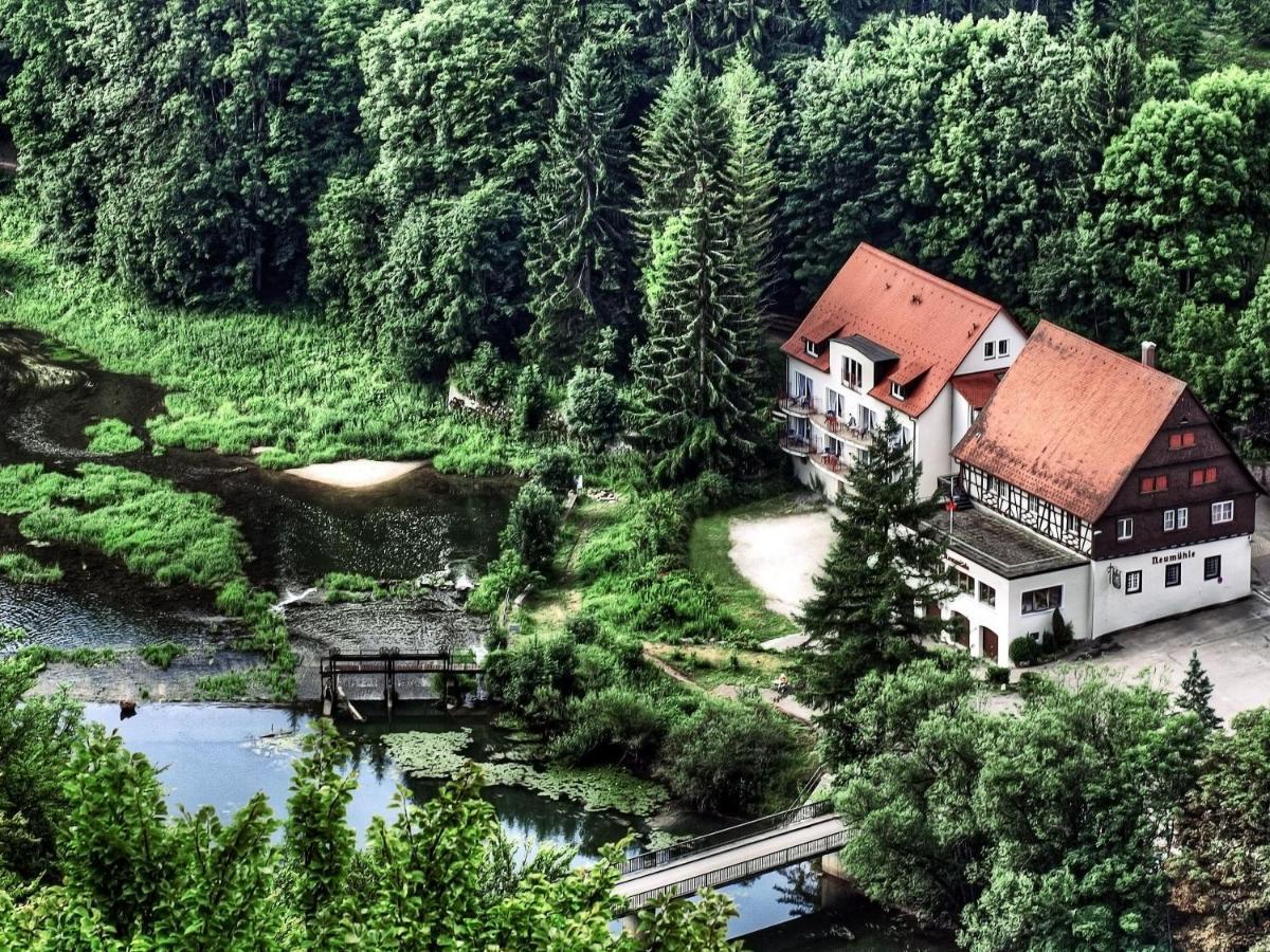 Hotel-Gasthof Neumuehle Kreenheinstetten Dış mekan fotoğraf